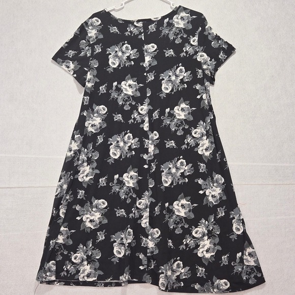 R#78 Jamie & Layla Black Floral Print Short Sleeve Swing Dress Women's Size L - Picture 5 of 6